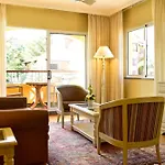 Pestana Village Garden Hotel