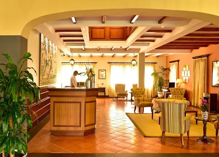 Pestana Village Garden 4* פונשל