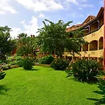 Pestana Village Garden 4* Φουνκάλ