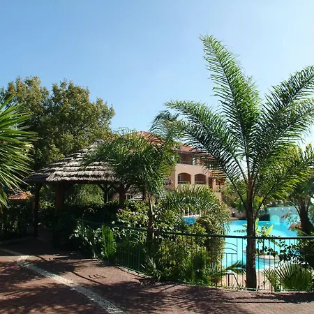 Pestana Village Garden פונשל