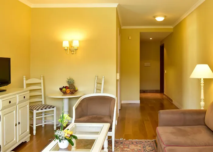 Pestana Village Garden פונשל