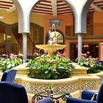 Pestana Village Garden 호텔