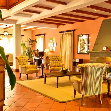 Pestana Village Garden 酒店 4*