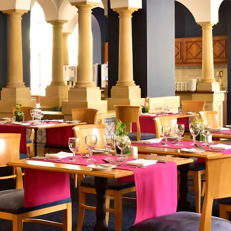 Pestana Village Garden Hotel 4*