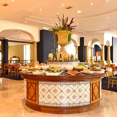 Pestana Village Garden Hotel 4*