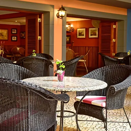 Pestana Village Garden 4*