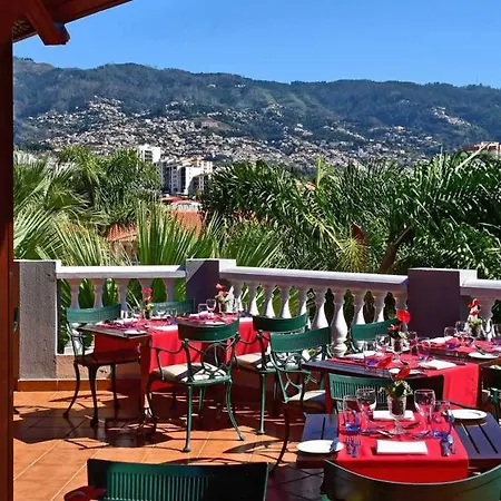 Pestana Village Garden Hotel 4*