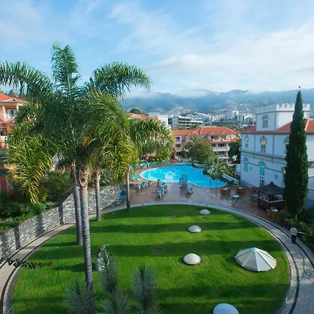 Pestana Village Garden Hotel 4*