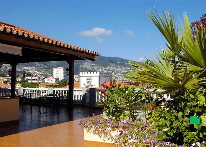 Pestana Village Garden 酒店 丰沙尔