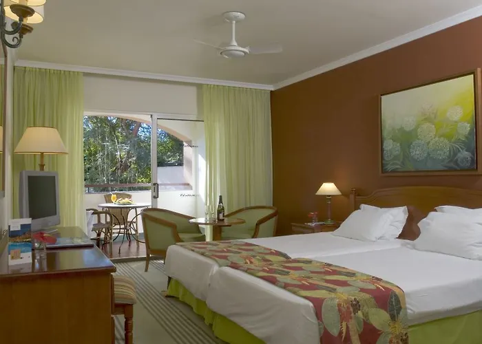 Pestana Village Garden 酒店 4*