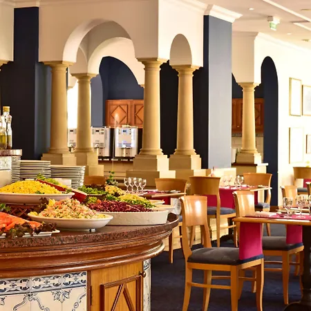 Pestana Village Garden フンシャル
