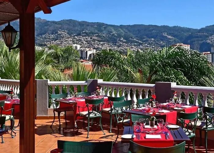 Pestana Village Garden Hotel 4*